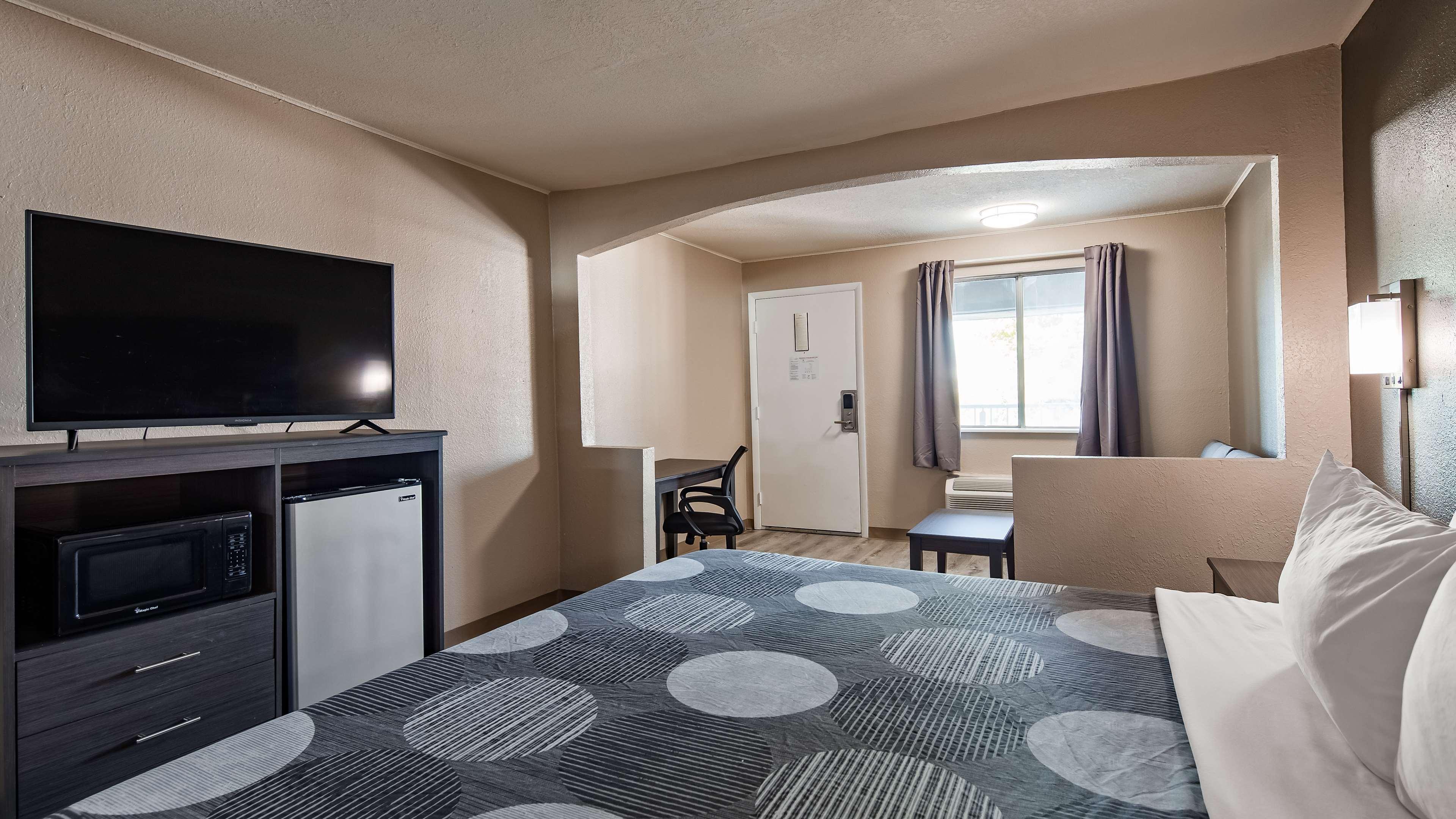 Surestay Hotel By Best Western Olathe Bagian luar foto