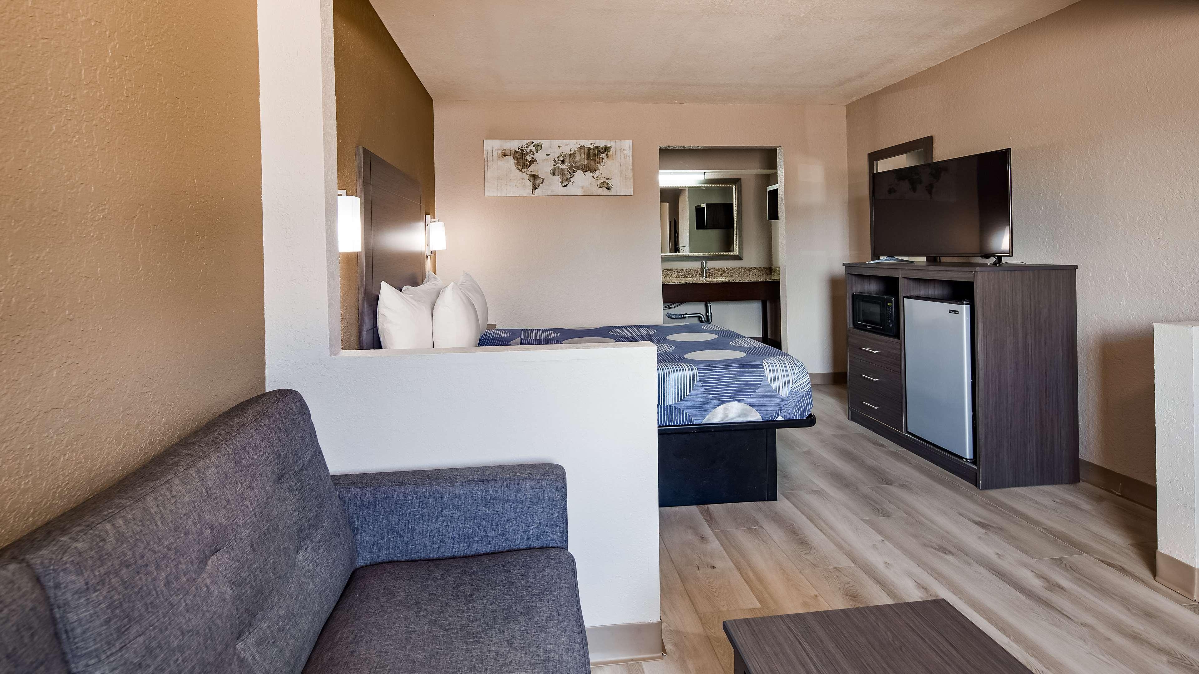 Surestay Hotel By Best Western Olathe Bagian luar foto