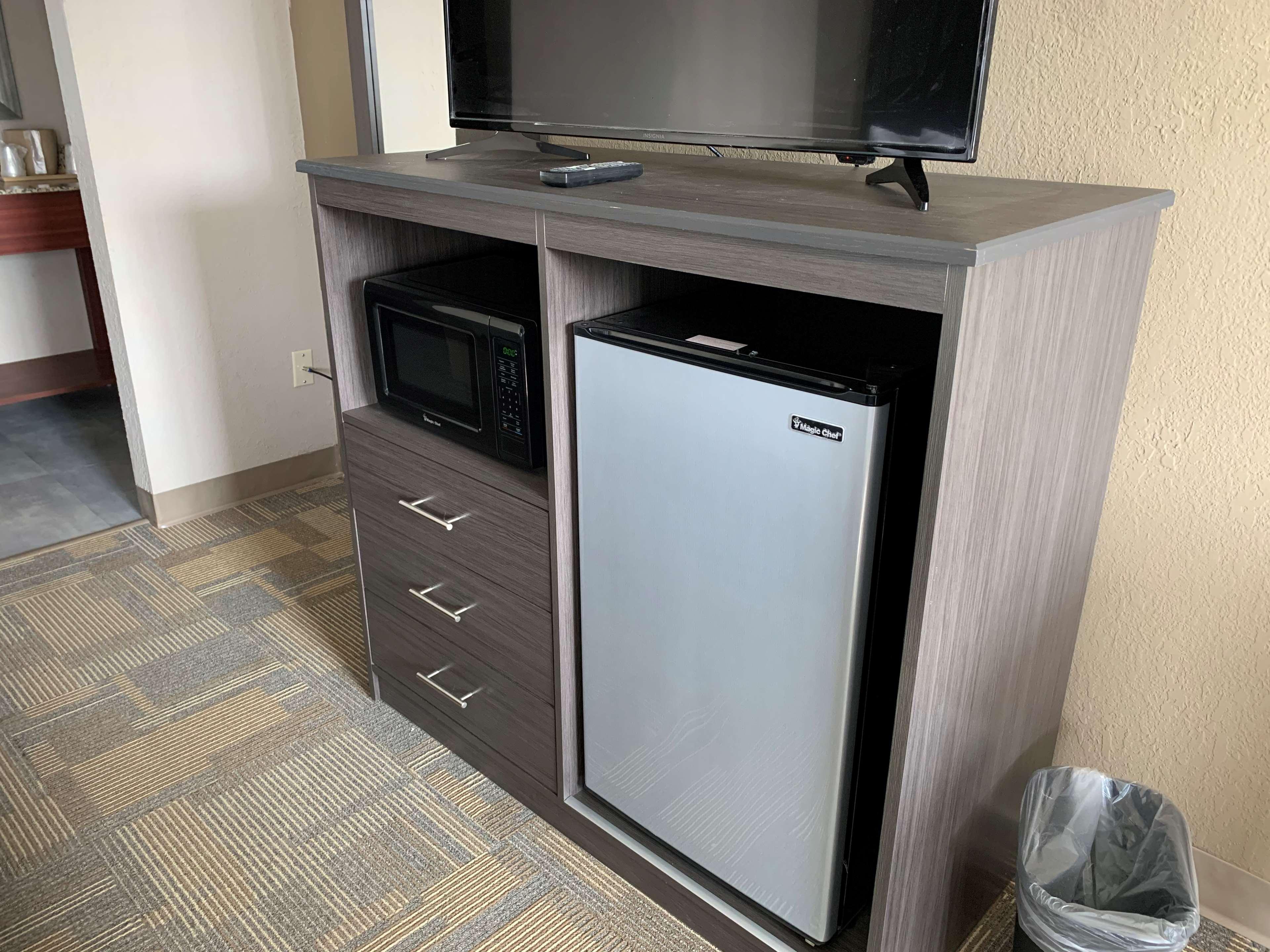 Surestay Hotel By Best Western Olathe Bagian luar foto